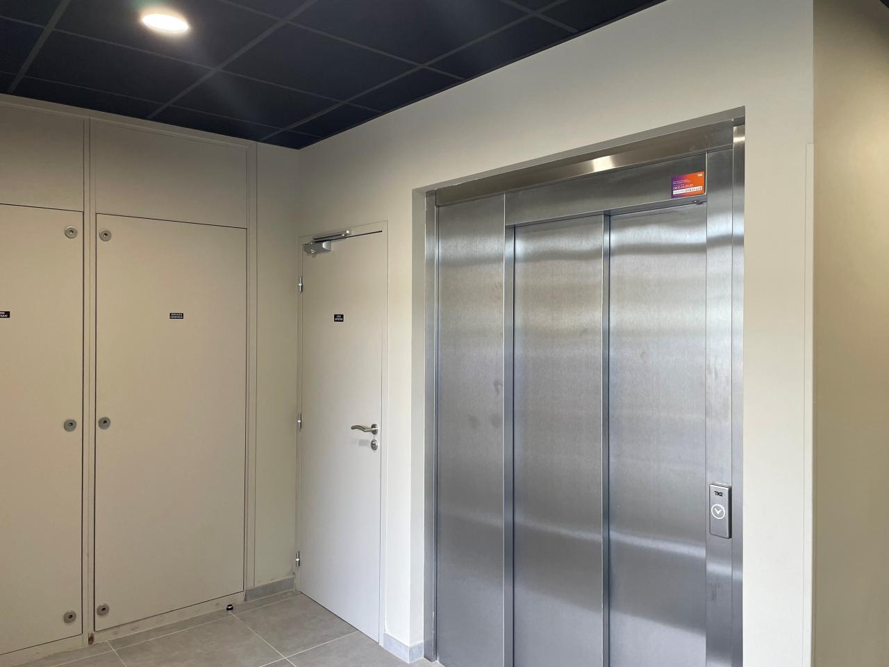 Bureau Chavanod 52m² Location bureau Chavanod Haute-Savoie OLBUR2426563 6